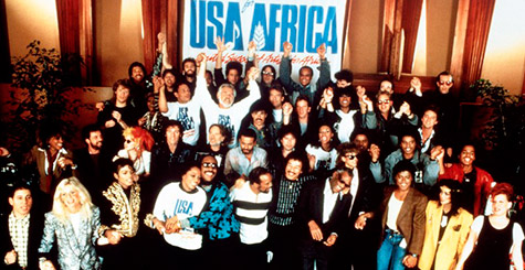 Fotografia dos cantores que fizeram parte da gravação de We Are the World - 1985